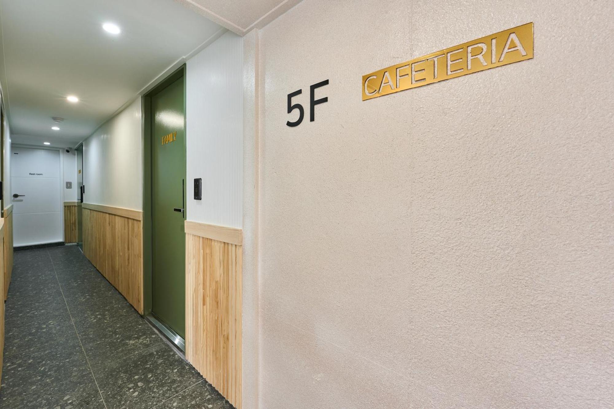 Hotel Chloe Seul Zewnętrze zdjęcie